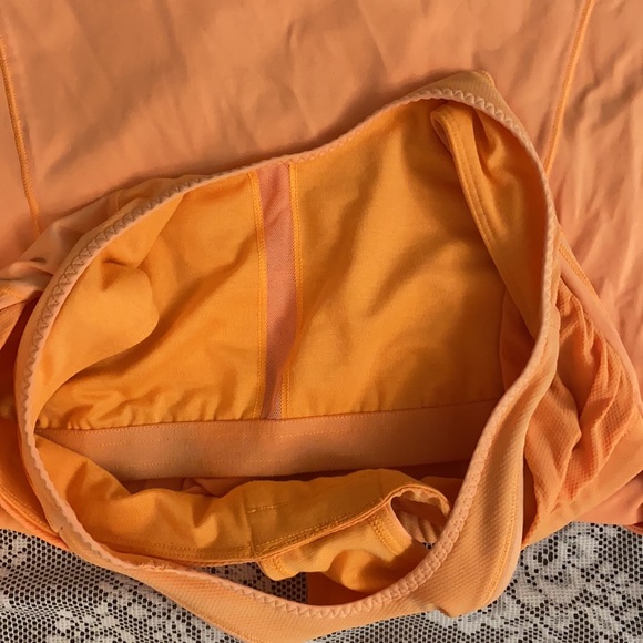 LULULEMON TANGERINE ORANGE TANGERINE CUTOUT YOGA WORKOUT TANK TOP SIZE 8 - Picture 7 of 9